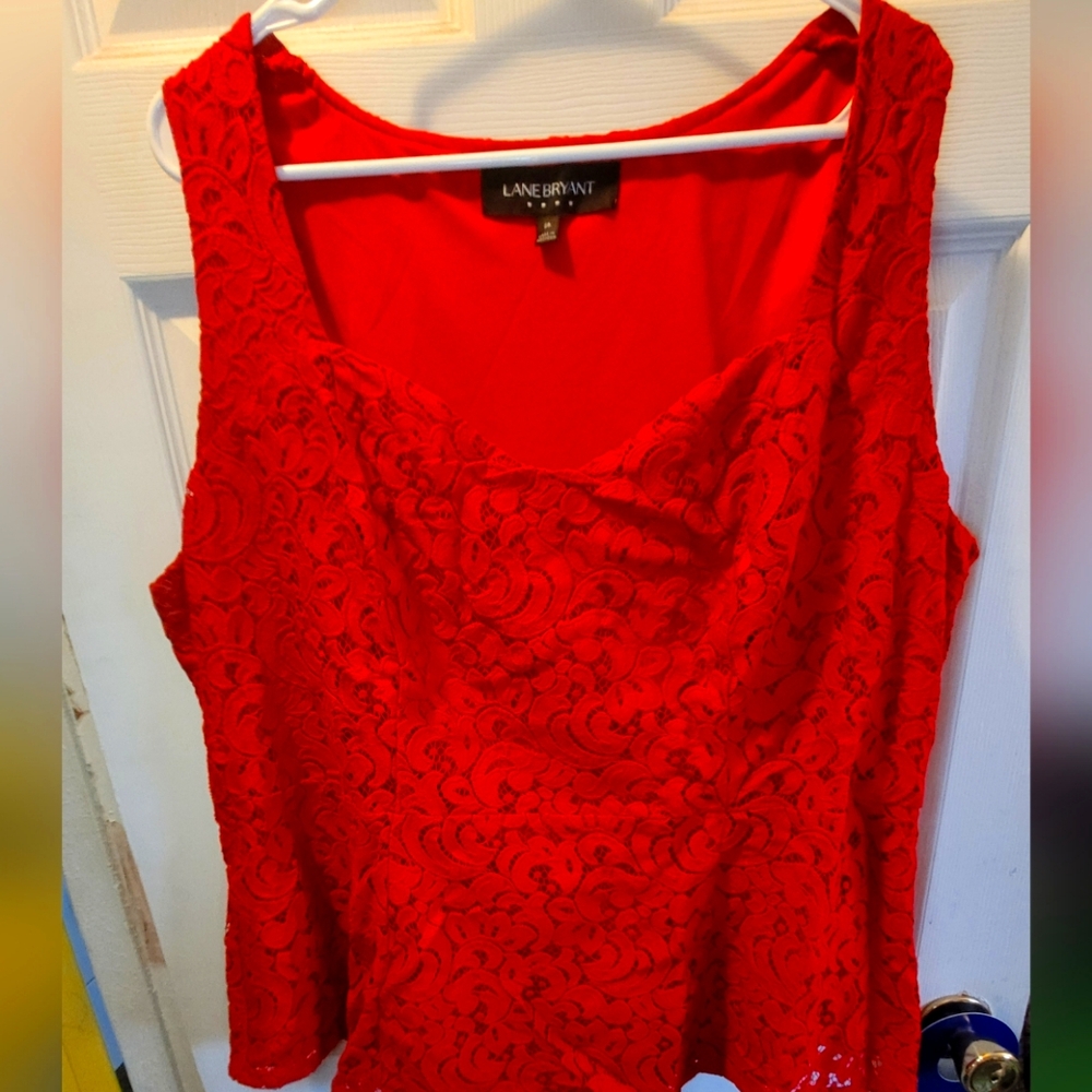 EUC red lace sweetheart neckline fittd tank top